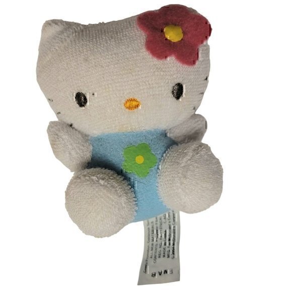 Hello Kitty Plush Toy - Picture 2 of 5